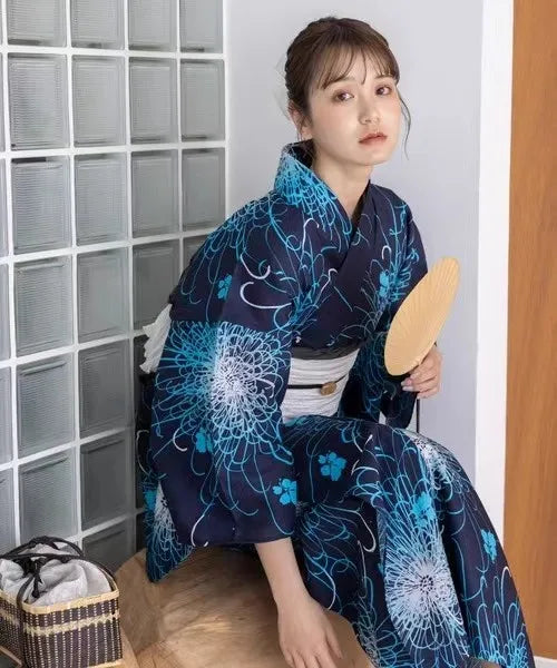 Japanese Kimono / Yukata for Women, Traditional Formal Style in 100% Cotton, Ideal for Photo Shoots Travel Wear