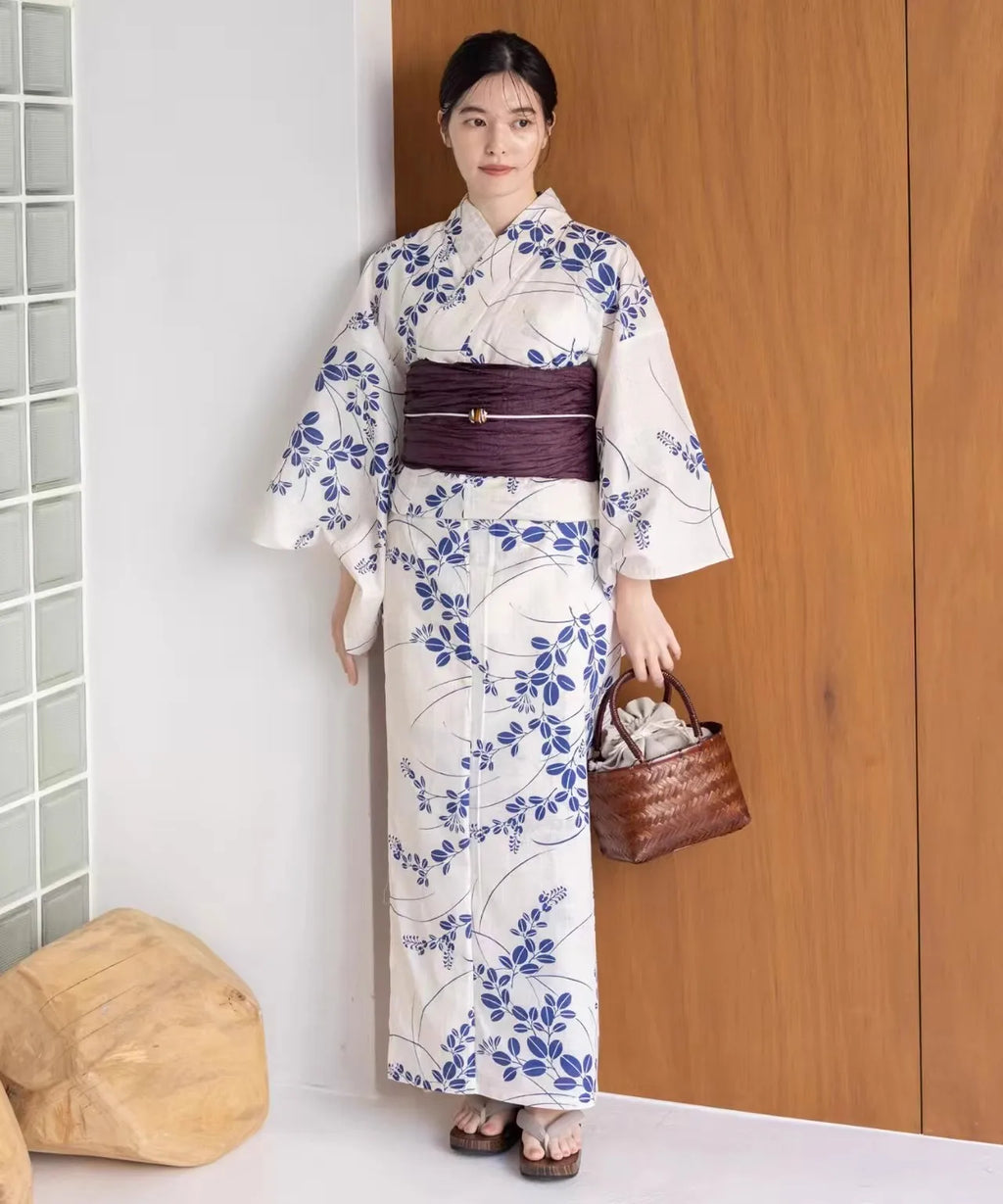 Japanese Kimono / Yukata for Women, Traditional Formal Style in 100% Cotton, Ideal for Photo Shoots Travel Wear