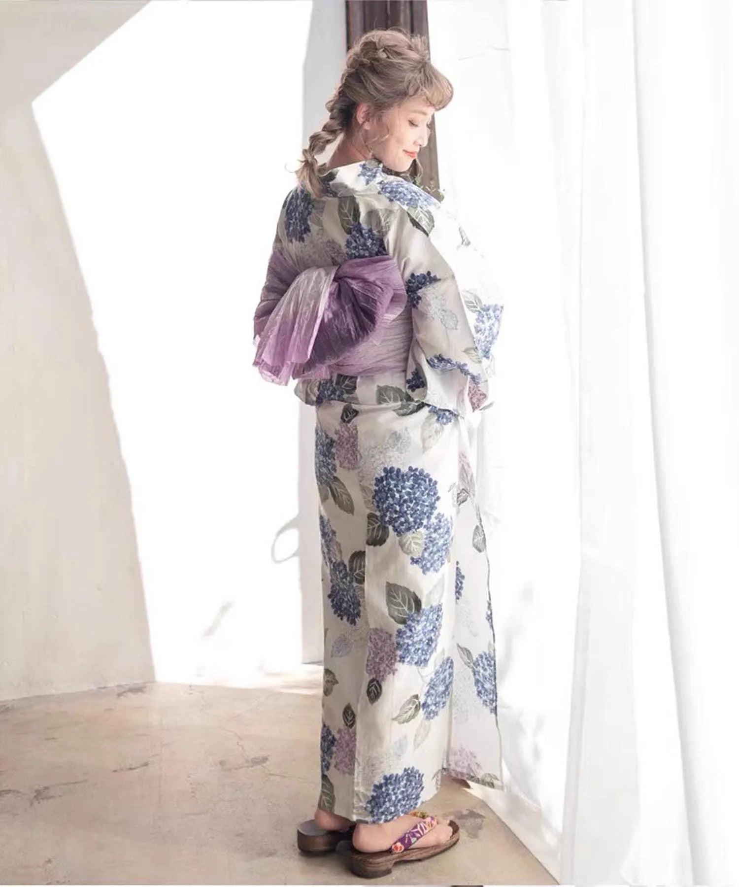 Japanese Style Yukata Bathrobe Girl's Kimono Small Pattern Embroidered Ball Flower Breathable Linen like Fabric Women's Wear